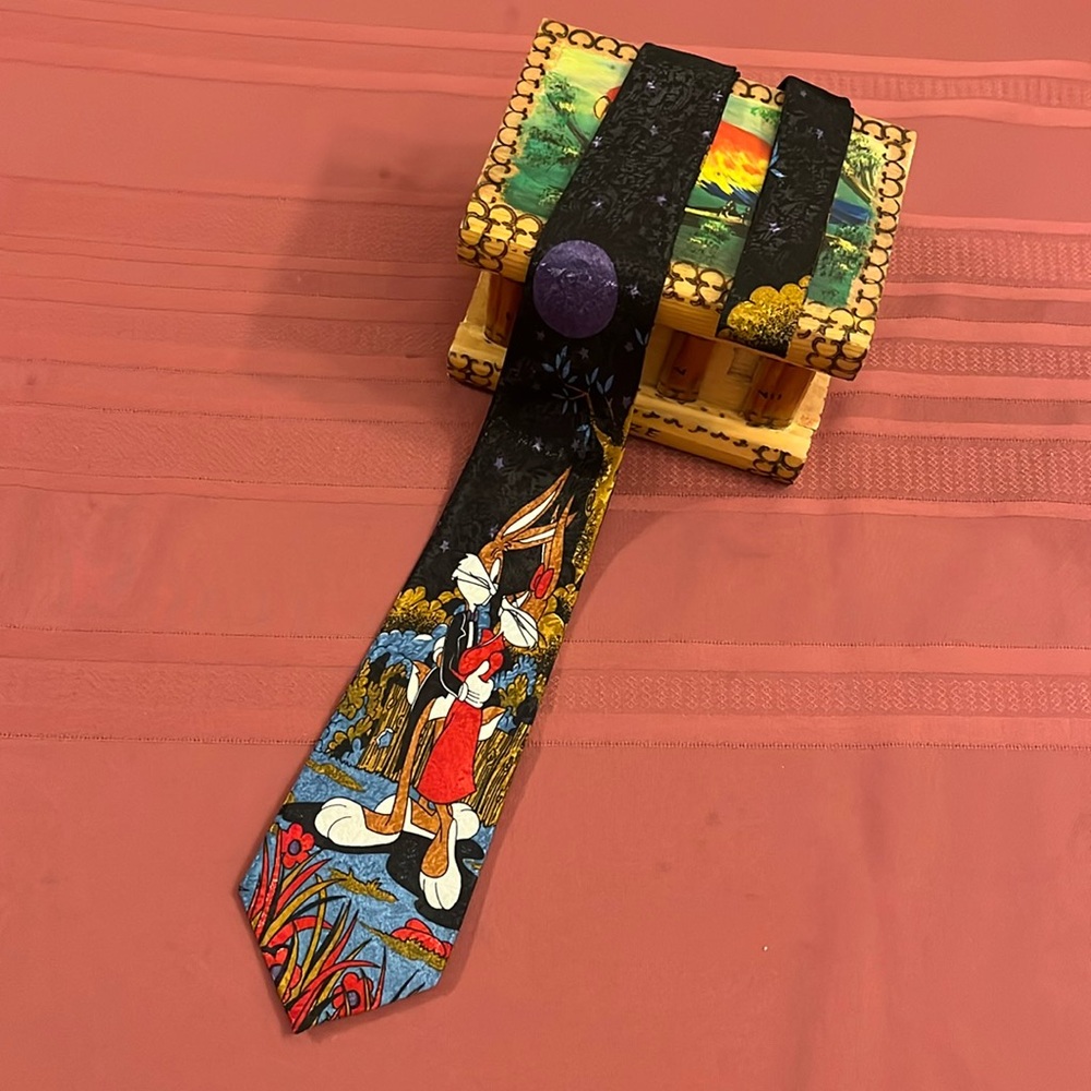 🌺Vintage handmade Looney Tunes Tie